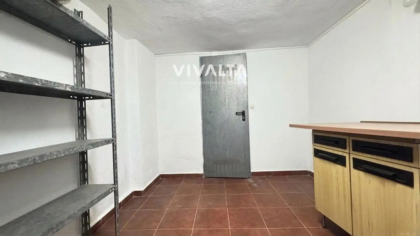 Flat for sale in Madrid  with Air Conditioner, Heating and Storage room