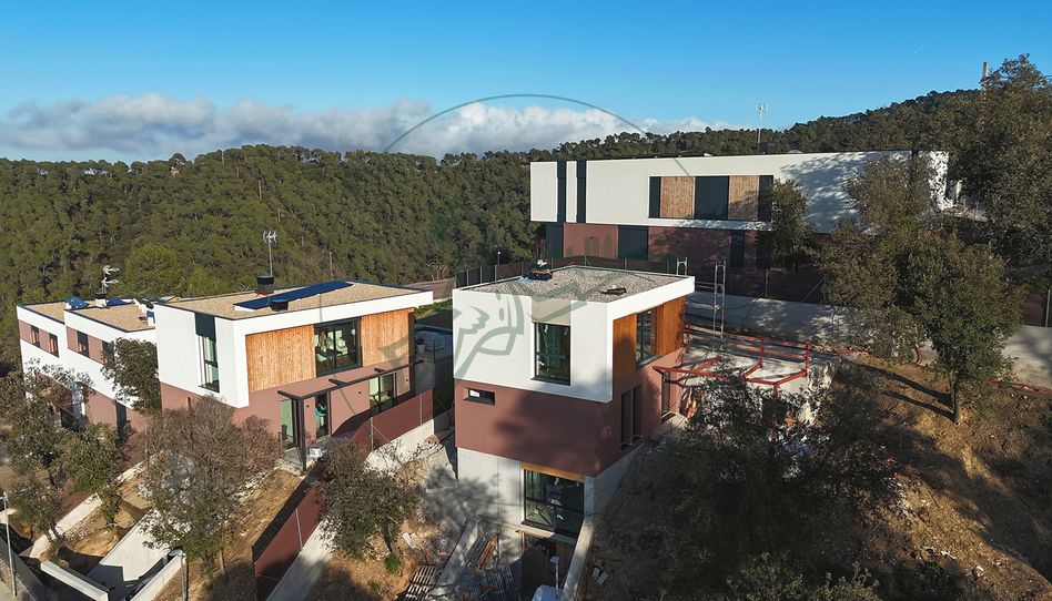 Foto 0 de Promoción Promoción de viviendas unifamiliares eco-eficientes.