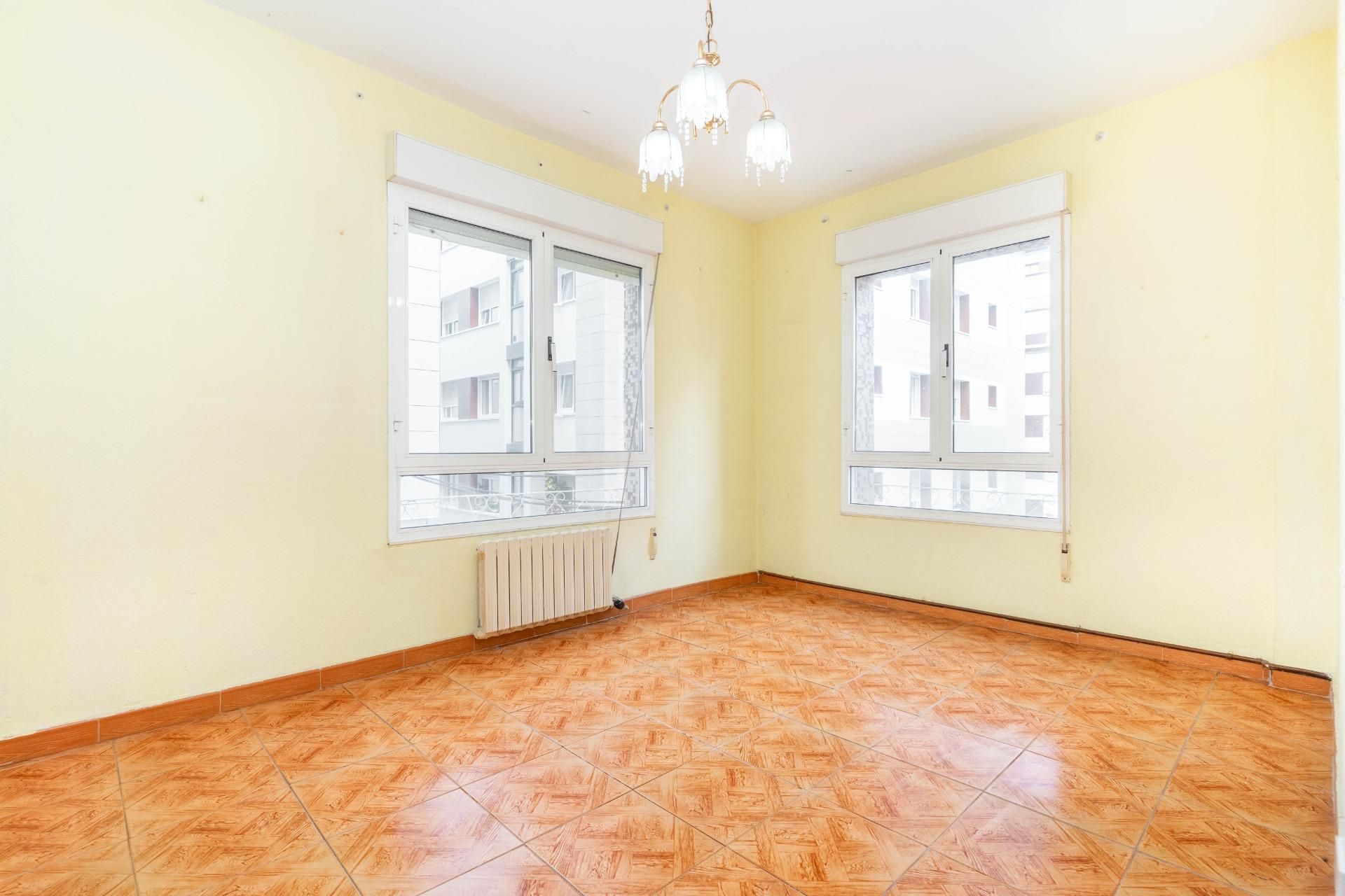 Bedroom of Flat for sale in Gijón   with Heating