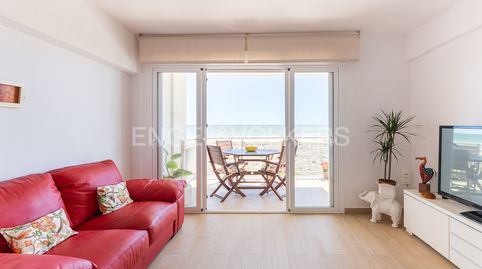 Foto 4 de Piso de alquiler en Passeig Maritim 9 D'octubre, Canet d'En Berenguer, Valencia