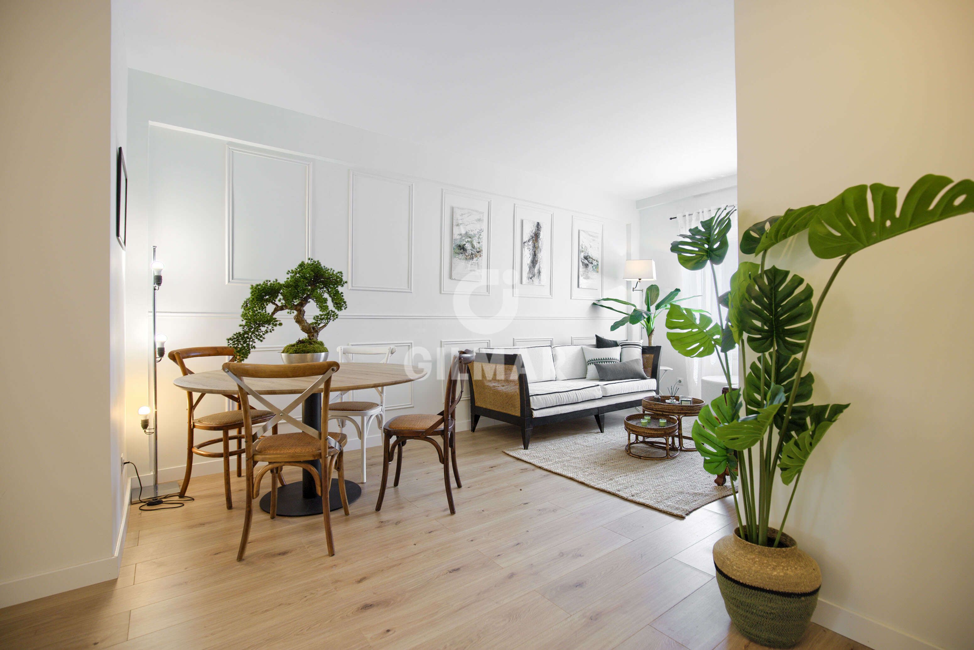 Sala de estar de Piso en venta en  Madrid Capital con Calefacción