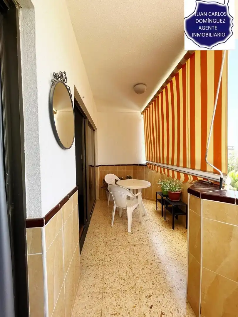 Terraza de Apartamento de alquiler en San Bartolomé de Tirajana con Terraza, Amueblado y Piscina comunitaria