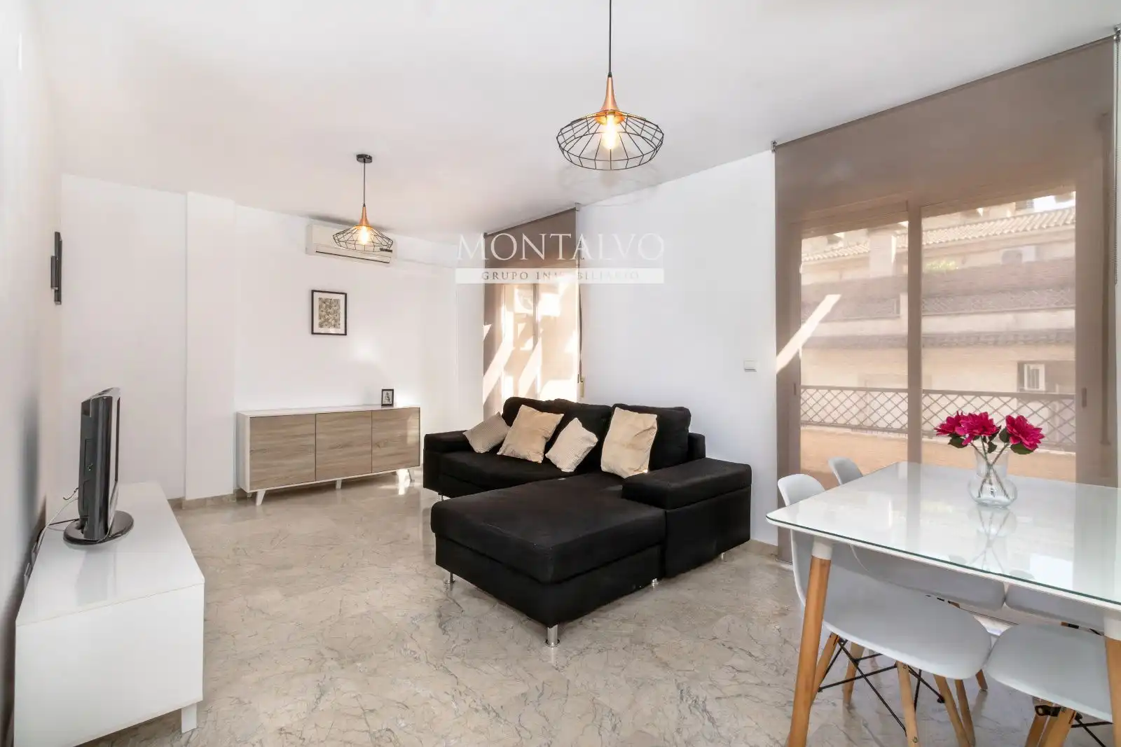 Sala de estar de Ático en venta en Atarfe con Aire acondicionado, Calefacción y Terraza