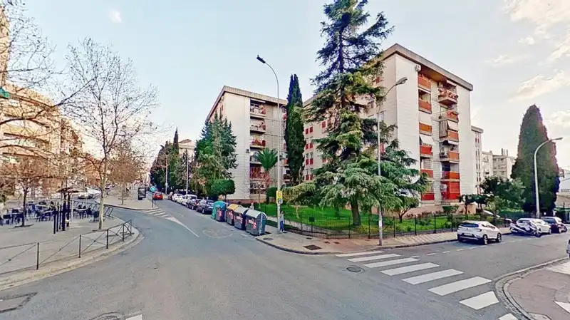 Pis amb terrassa en venda a Genil