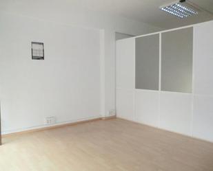 Bedroom of Office to rent in El Prat de Llobregat  with Air Conditioner and Heating