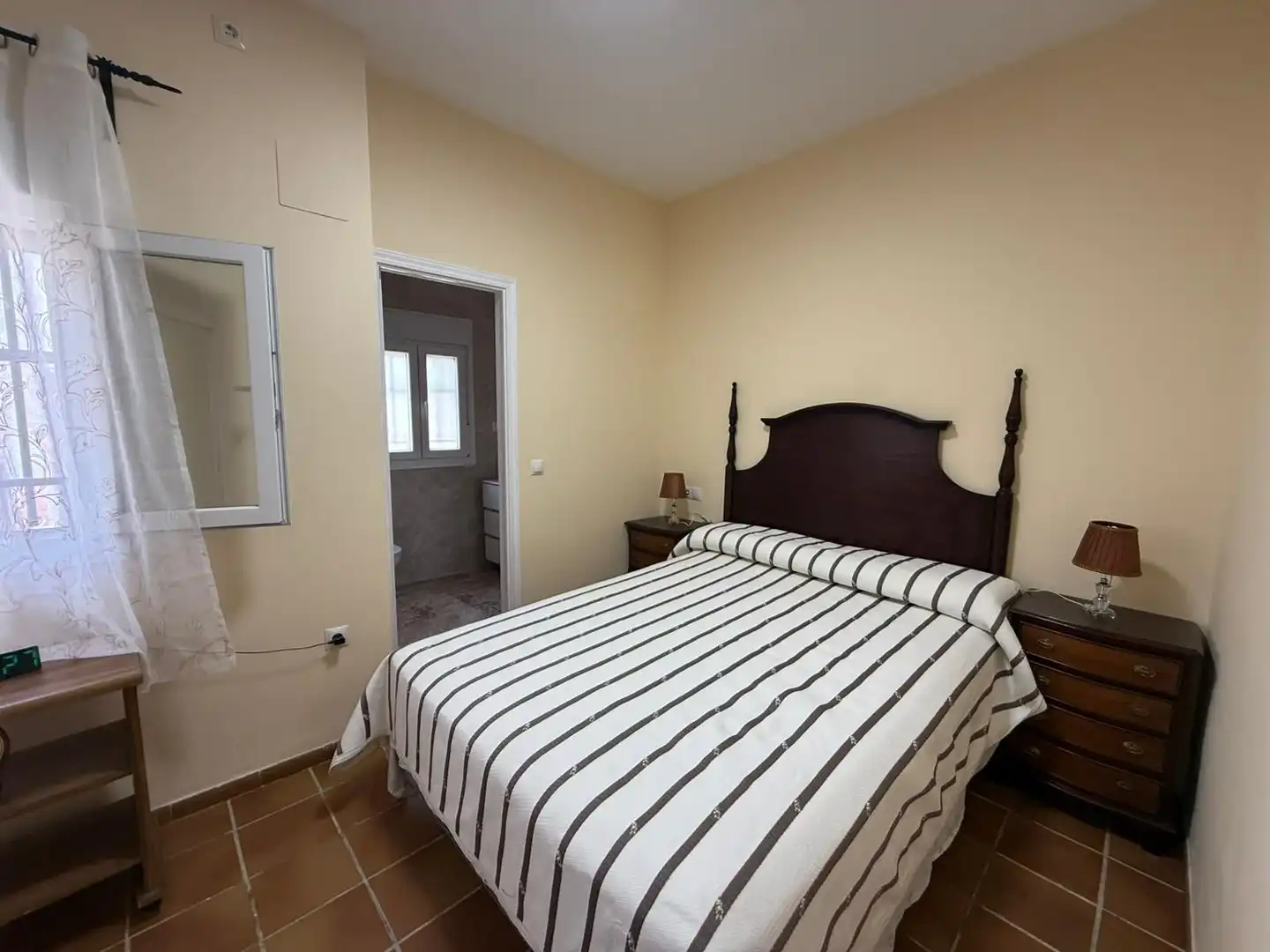 Habitación de Casa o chalet en venta en Carmona con Jardín privado, Terraza y Piscina