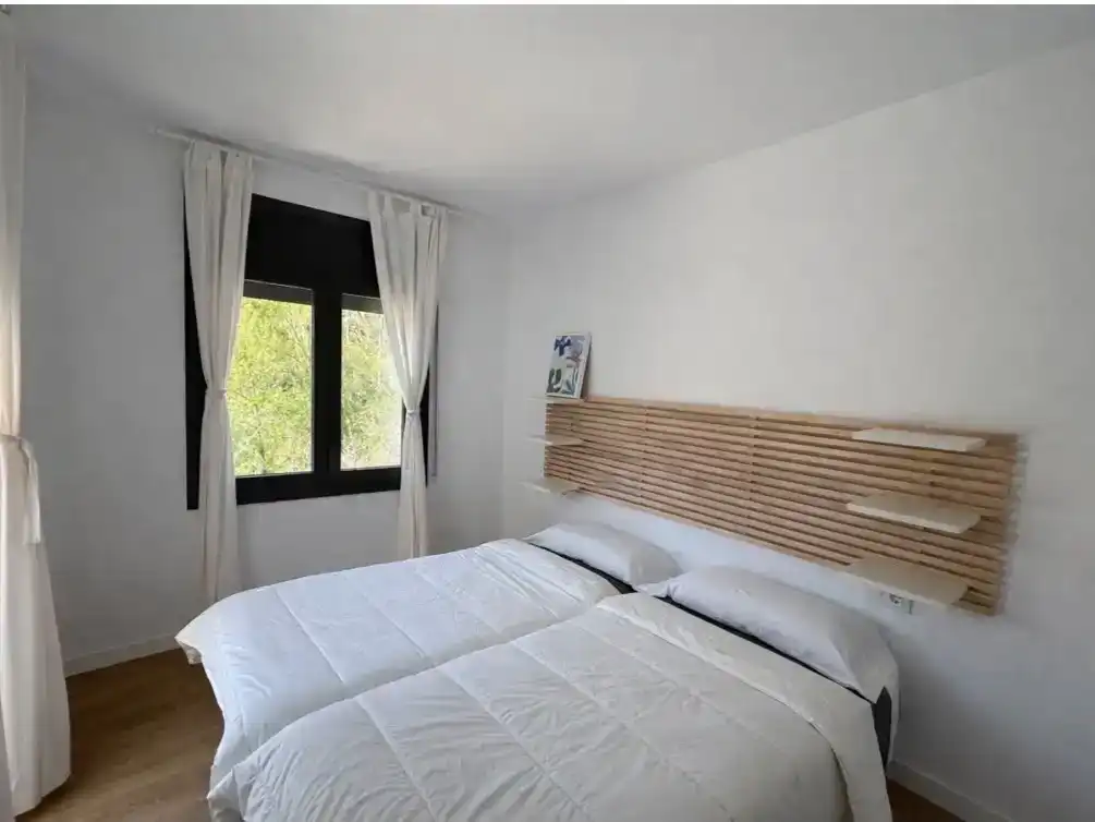 Schlafzimmer von Wohnung zur Miete in Sant Gregori mit Klimaanlage, Privatgarten und Parkett