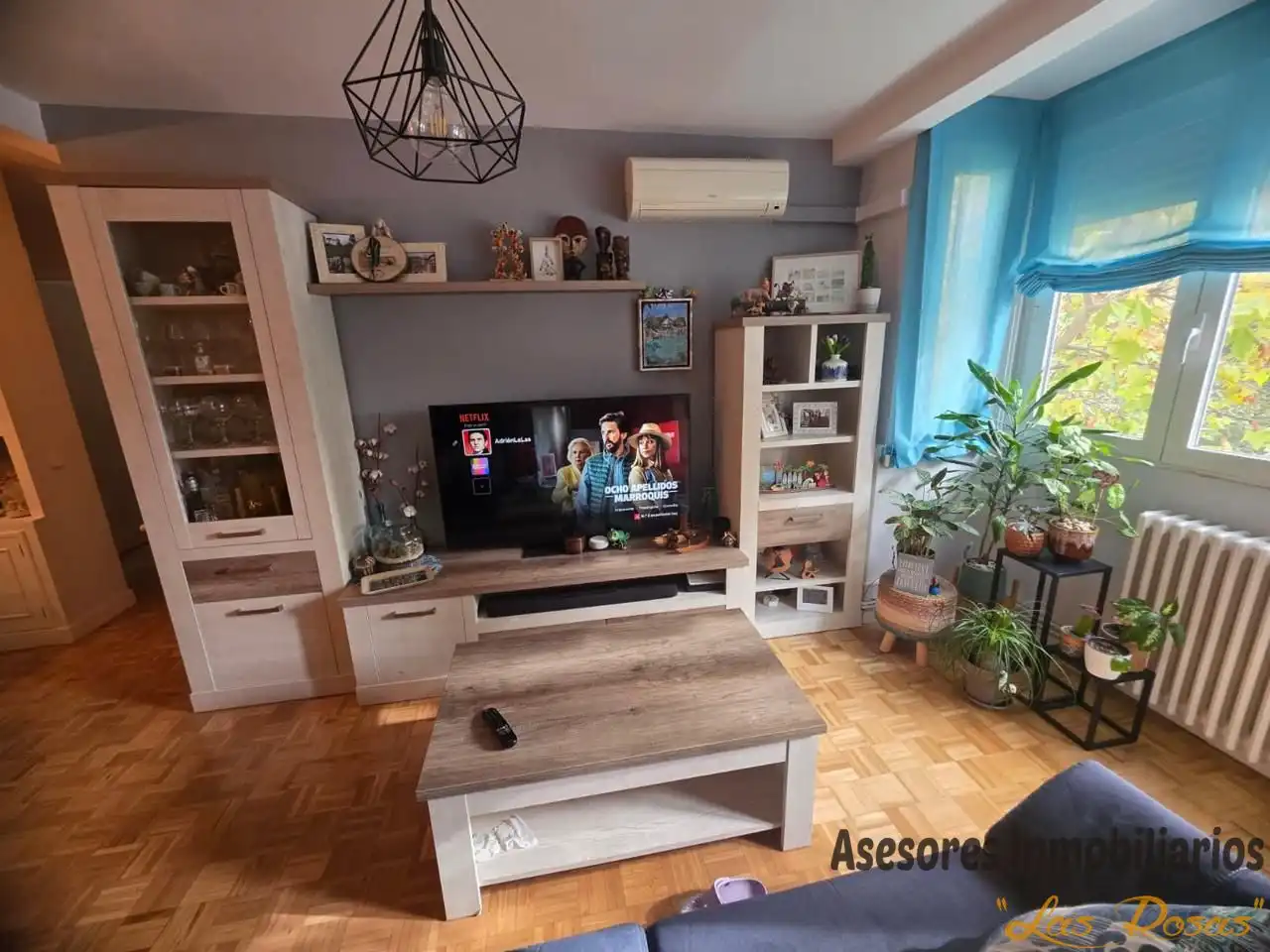 Wohnzimmer von Wohnung zum Verkauf in Madrid mit Klimaanlage, Heizung und Parkett