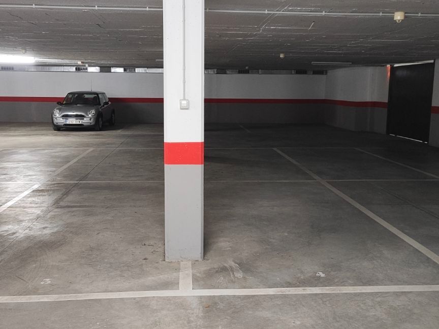 Parking of Garage to rent in Esplugues de Llobregat