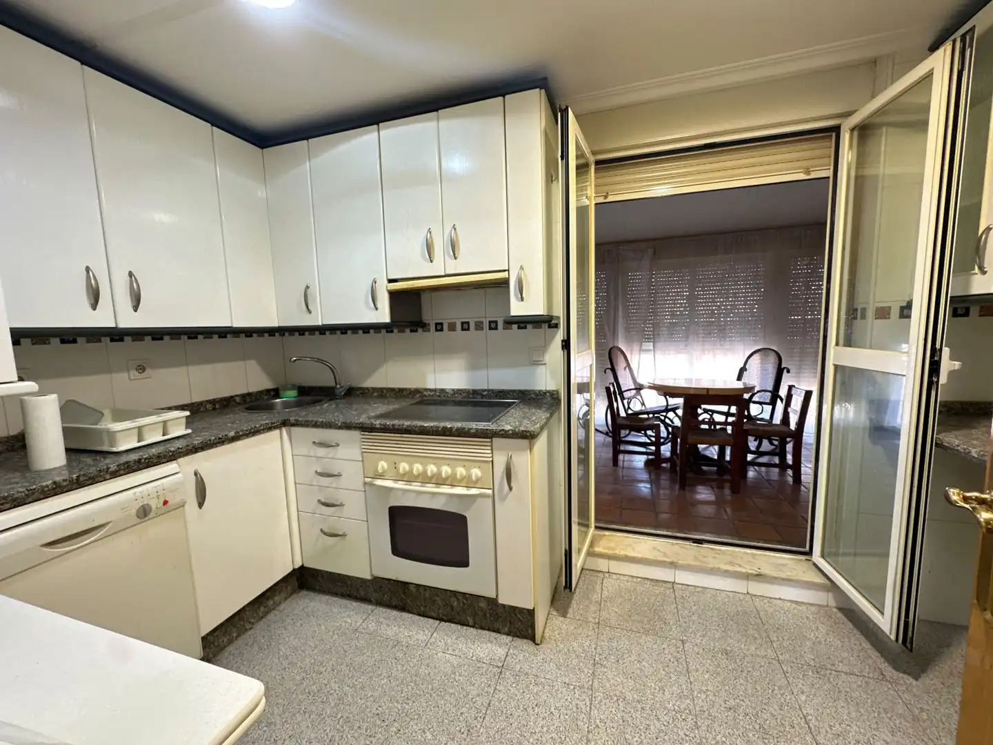 Cocina de Ático en venta en Santa Marta de Tormes con Calefacción, Terraza y Amueblado