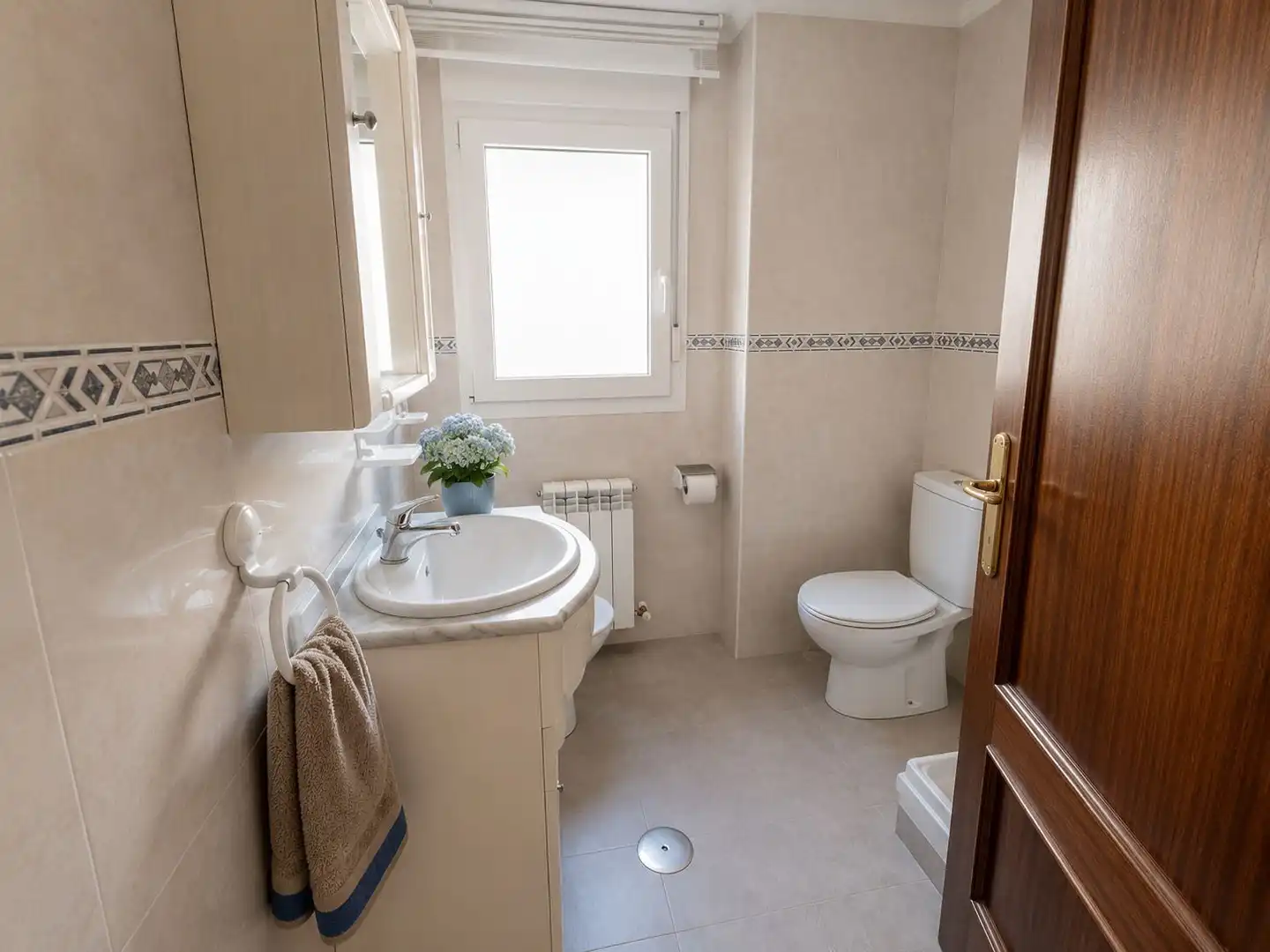 Baño de Casa adosada en venta en Ruesga con Calefacción, Amueblado y Balcón