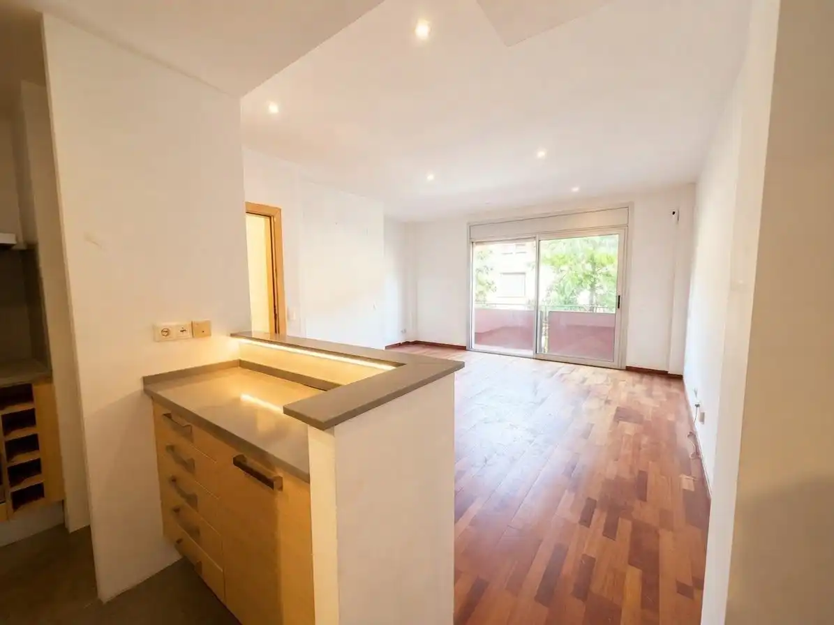 Flat with lift for sale in Centre, imagen 4