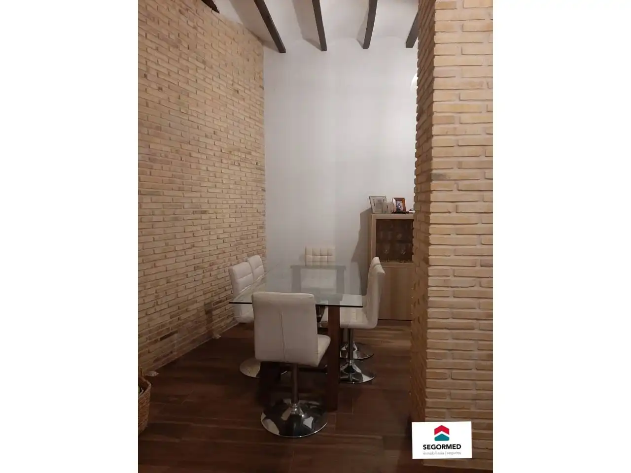 Wohnung zum Verkauf in Navajas mit Klimaanlage und Terrasse