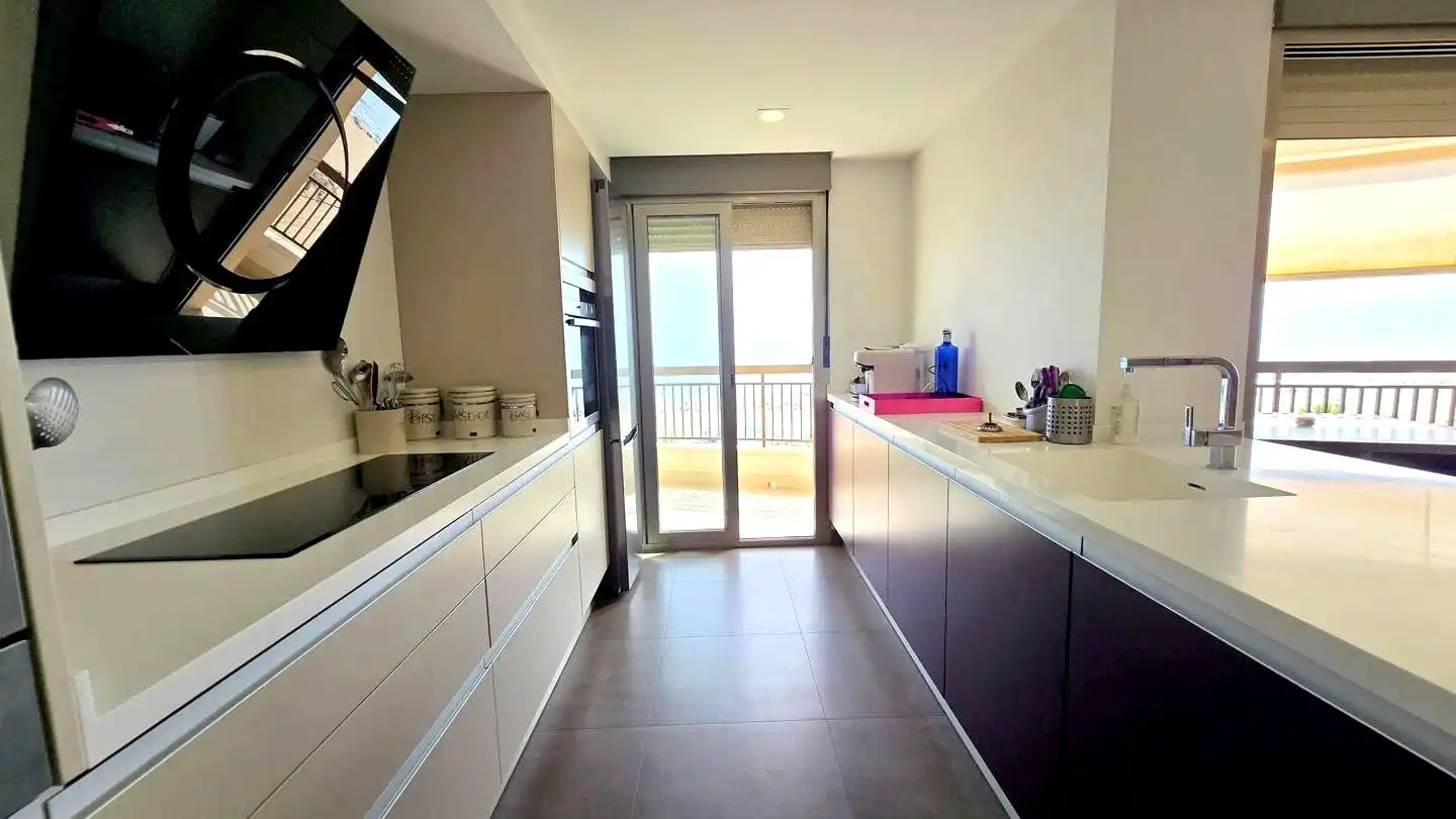 Apartament amb piscina en venda a Avinguda del Nord 2, imagen 16