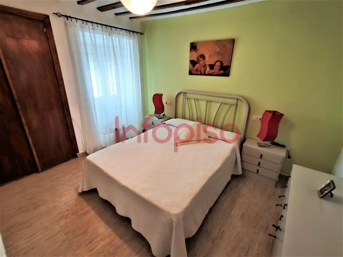 Dormitori de Casa o xalet en venda en Alcubillas amb Aire condicionat, Calefacció i Terrassa