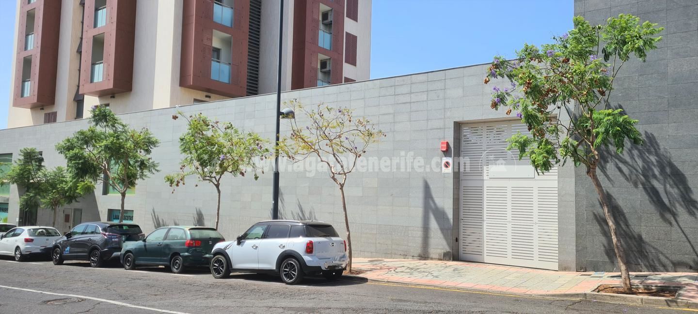 Vista exterior de Garaje en venta en  Santa Cruz de Tenerife Capital