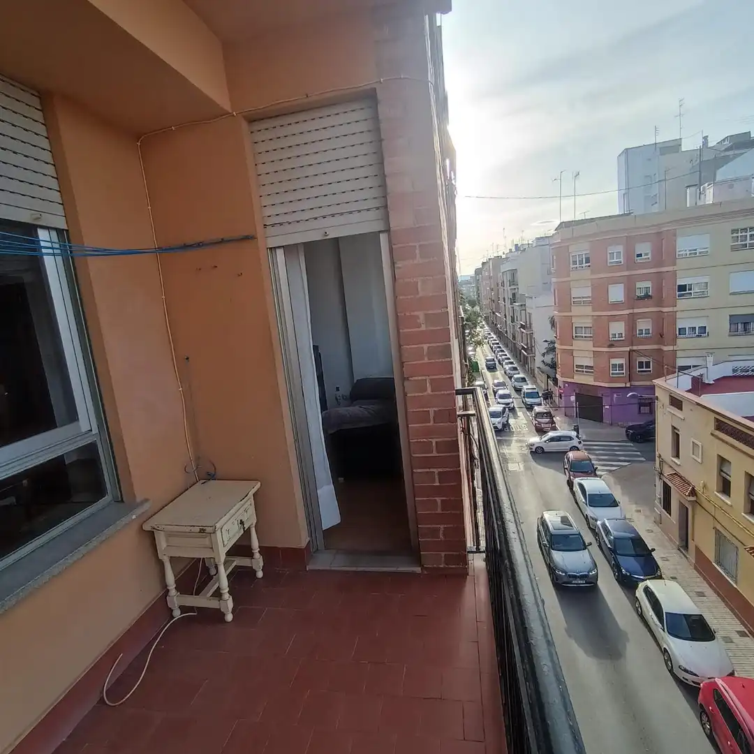 Terraza de Piso de alquiler en Vila-real con Amueblado y Balcón