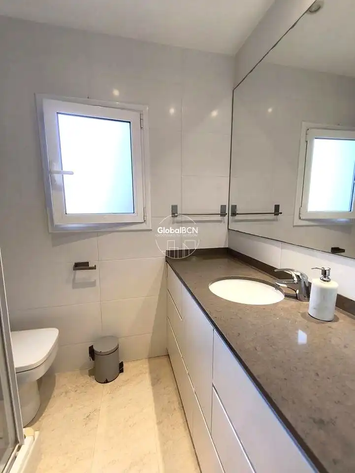 Appartamento con balcone in vendita a calle del Rosselló, imagen 26