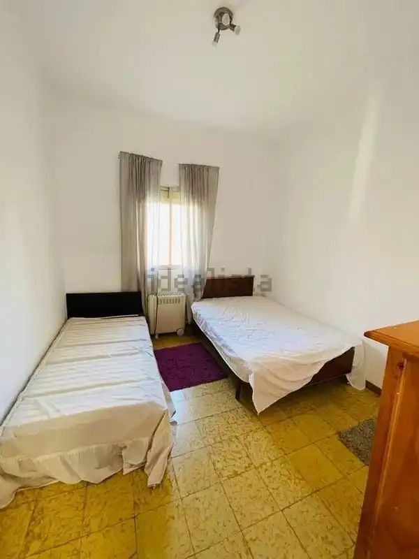 Bedroom of Houses for sale in Zaragoza  with Heating, Terrace and Storage room