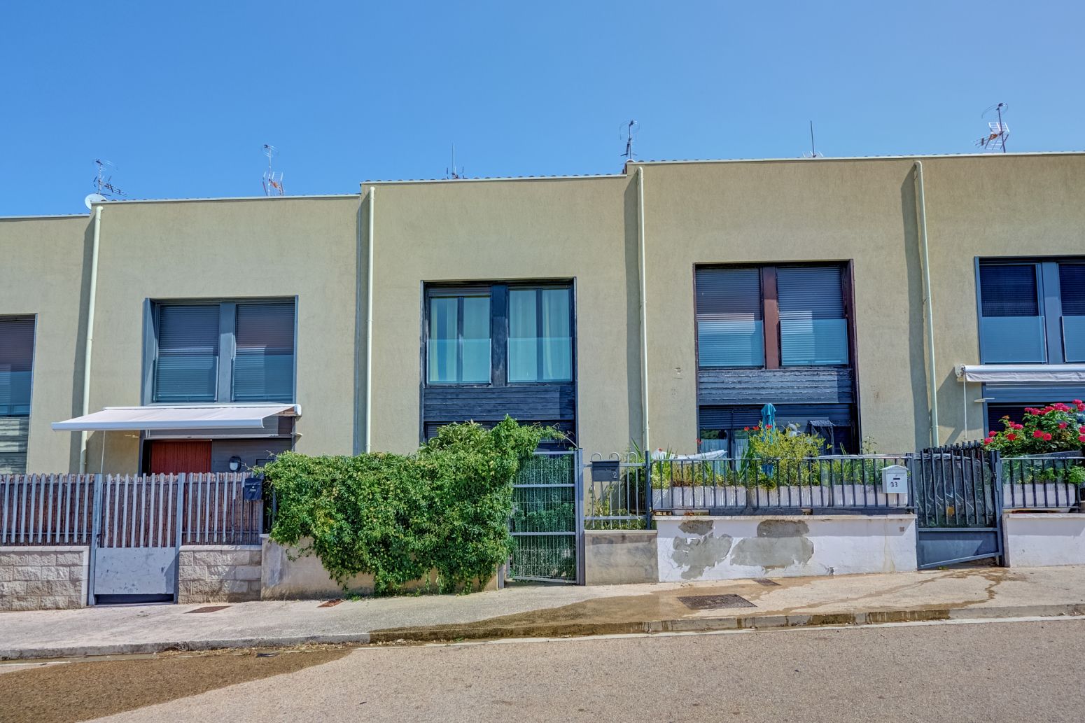 Exterior view of Single-family semi-detached for sale in Yesa  with Heating, Private garden and Storage room