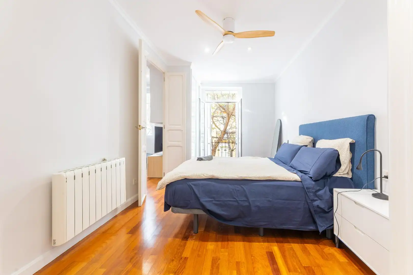 Habitación de Piso de alquiler en Valencia con Aire acondicionado, Calefacción y Amueblado