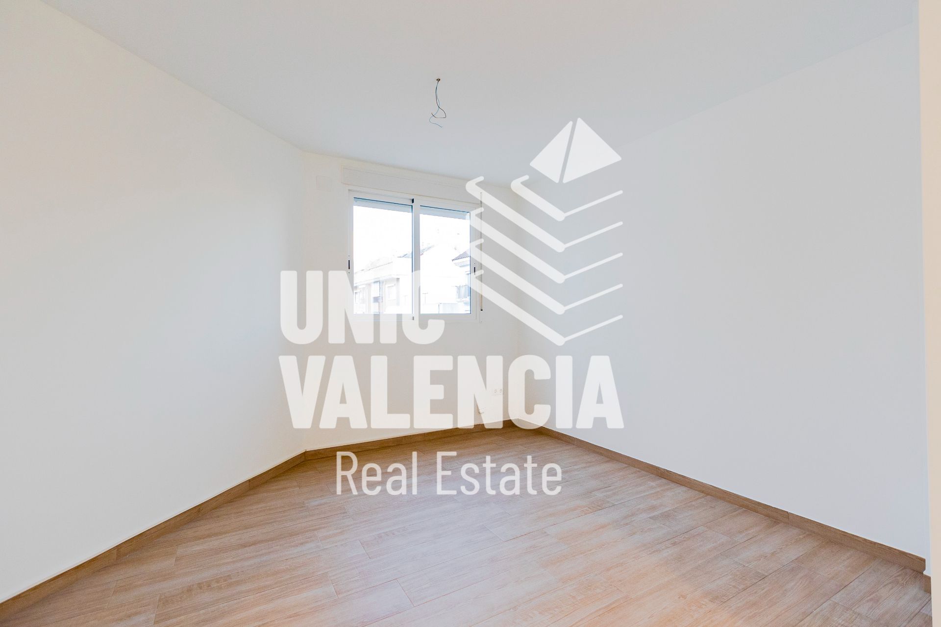 Schlafzimmer von Wohnung miete in  Valencia Capital mit Klimaanlage, Ofen und Waschmaschine