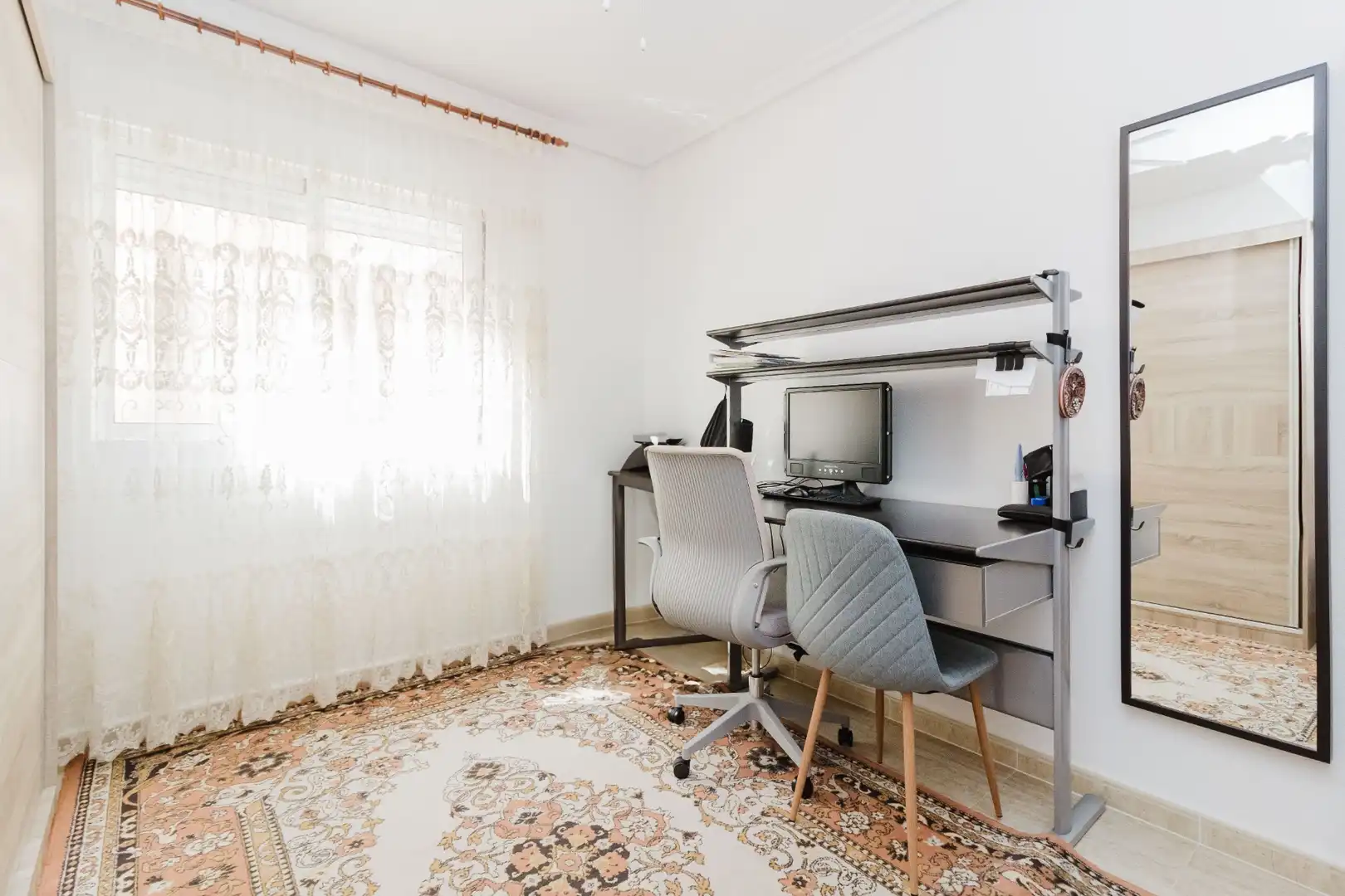 Schlafzimmer von Einfamilien-Reihenhaus zum Verkauf in Los Alcázares mit Klimaanlage und Terrasse