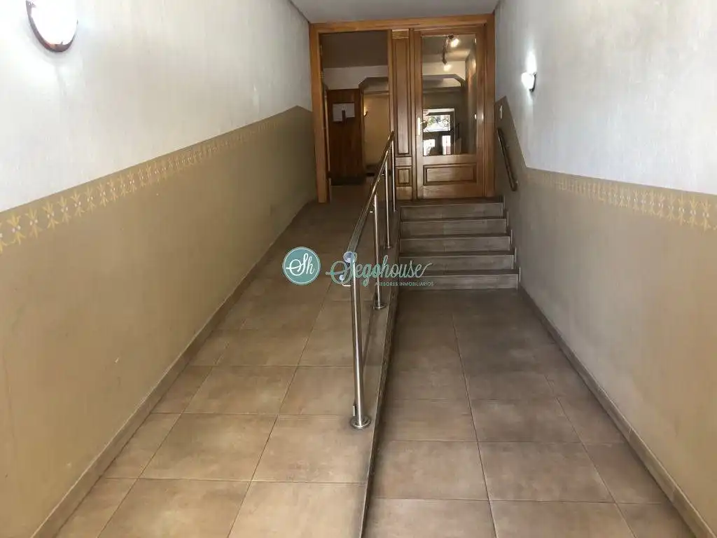 Piso en venta en Segovia con Calefacción y Terraza