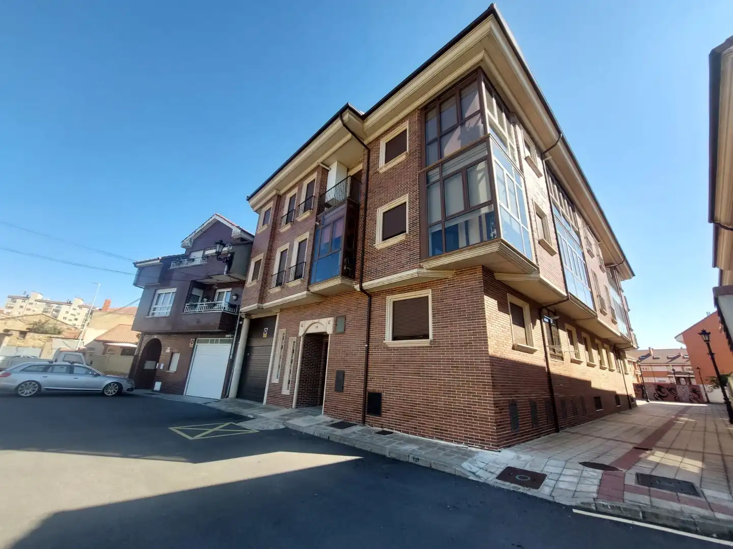 Exterior view of Flat for sale in La Robla   with Heating and Balcony