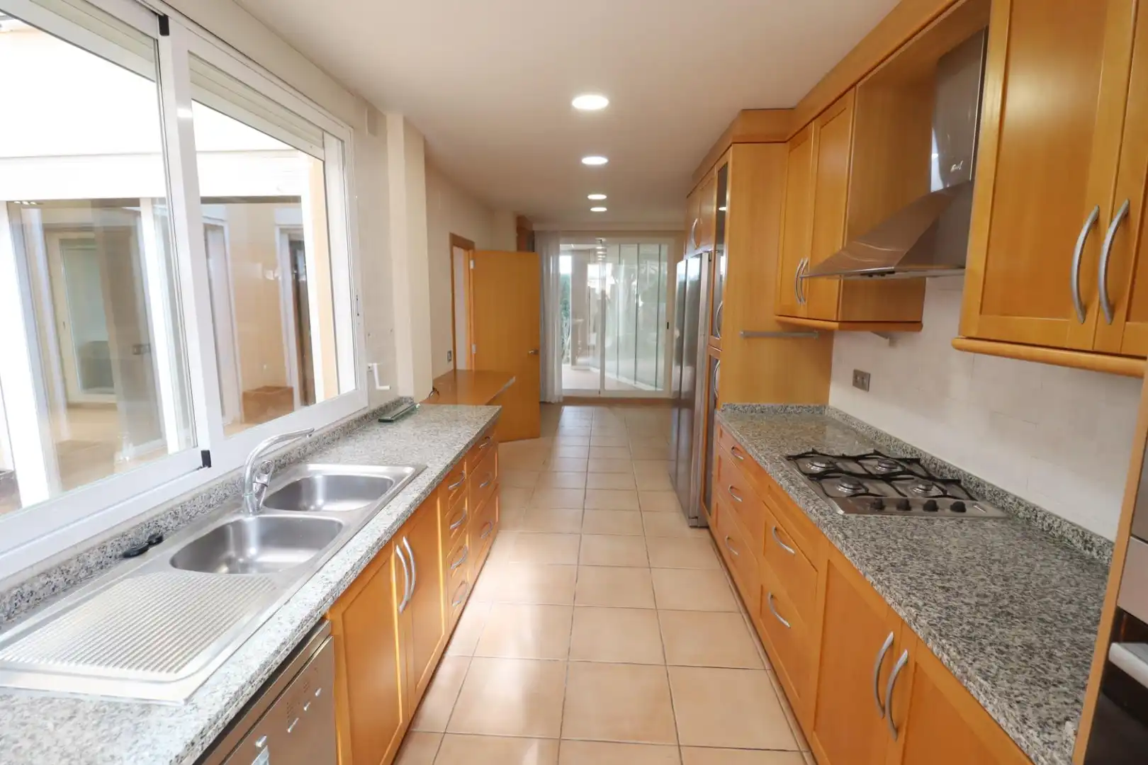Casa pareada con jardín en alquiler en Pobles del Nord, imagen 7