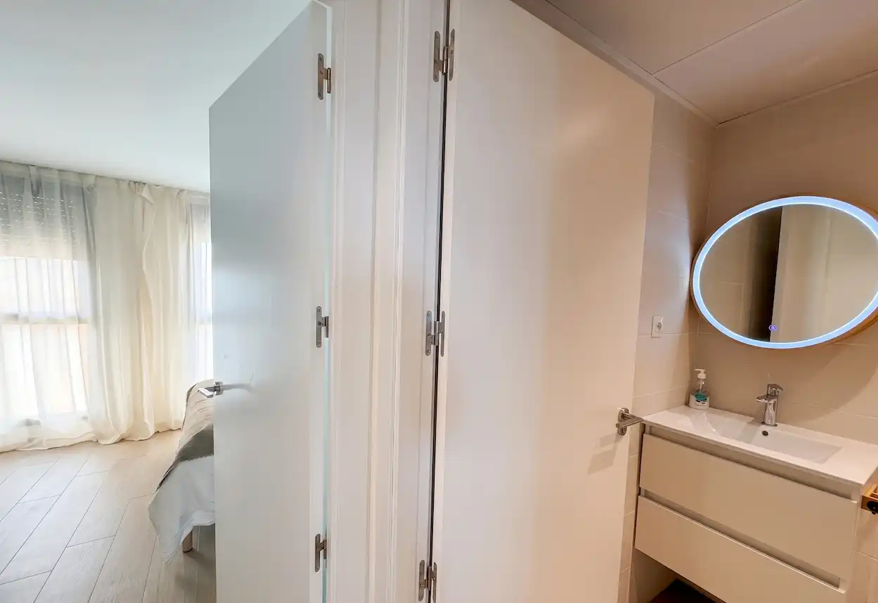 Bathroom of Flat for sale in Cartagena  with Air Conditioner, Heating and Terrace