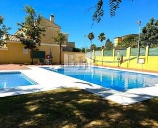 Piscina de Casa adosada en venda en Málaga Capital amb Aire condicionat, Terrassa i Balcó