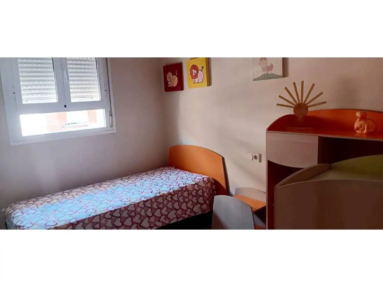Habitación de Piso de alquiler en Huelva con Amueblado