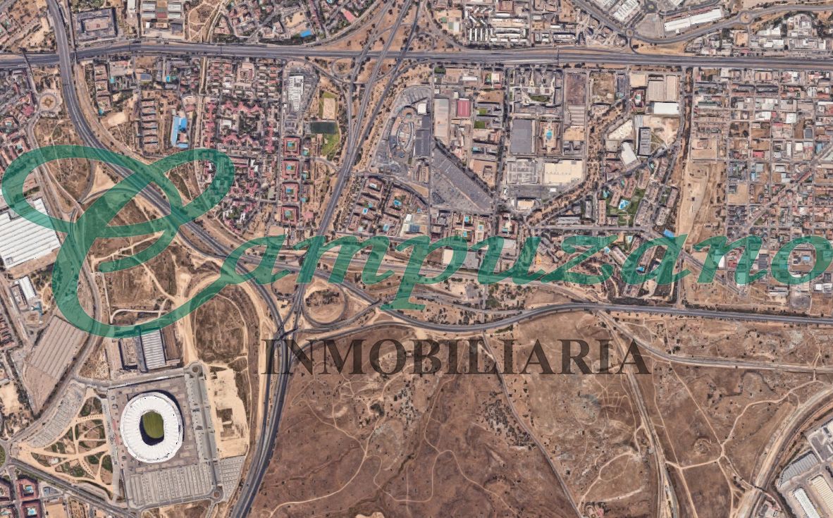 Exterior view of Flat for sale in  Madrid Capital  with Air Conditioner, Heating and Alarm