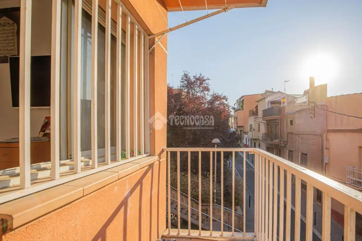 Terraza de Piso en venta en Montcada i Reixac con Balcón