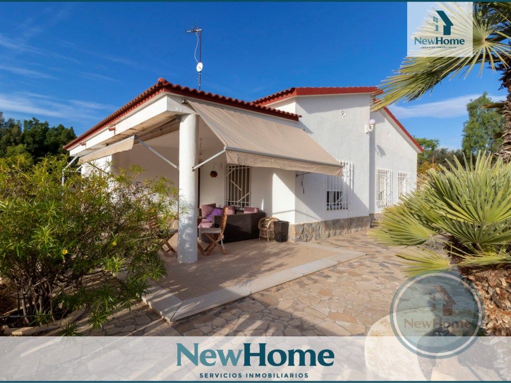 Exterior view of House or chalet for sale in Elche / Elx  with Terrace and Swimming Pool