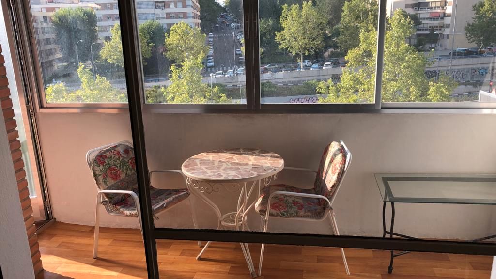 Balcony of Flat to rent in  Madrid Capital  with Heating, Parquet flooring and Terrace