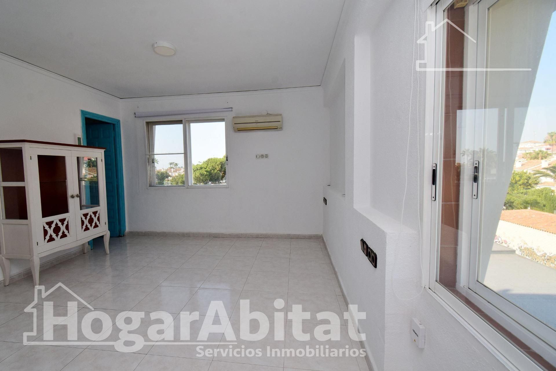 Habitación de Piso en venta en Sagunto / Sagunt con Aire acondicionado