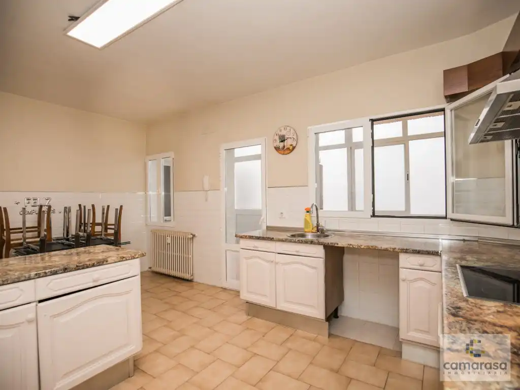 Cocina de Piso en venta en Ávila con Calefacción y Terraza