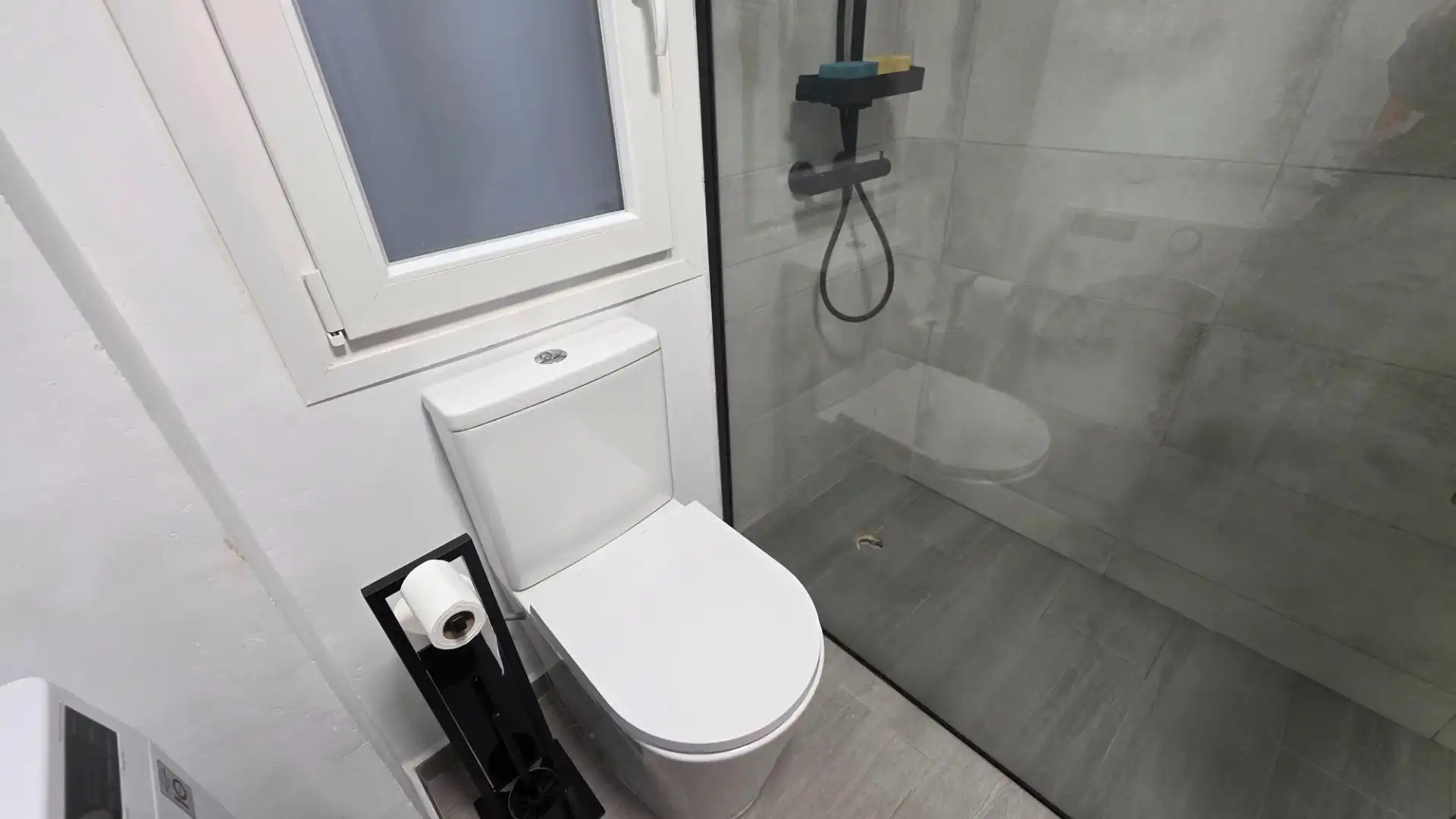 Bathroom of Flat for sale in Paracuellos de Jarama  with Heating, Storage room and Swimming Pool