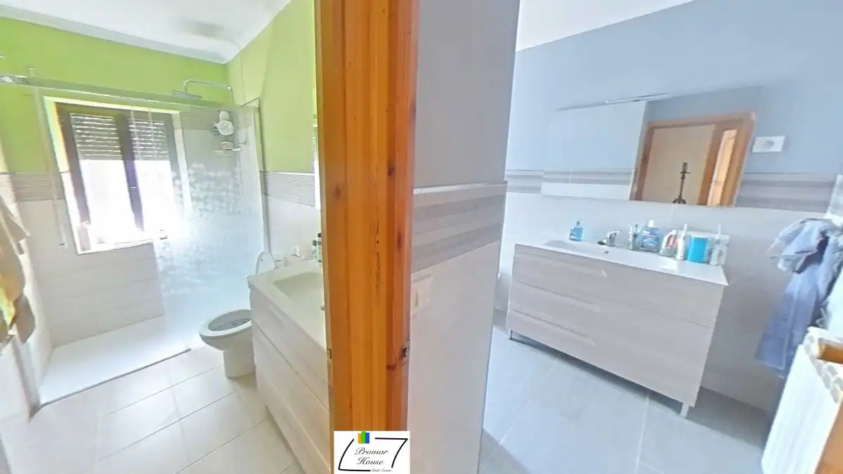 Baño de Casa o chalet en venta en Muñogrande con Calefacción, Jardín privado y Trastero