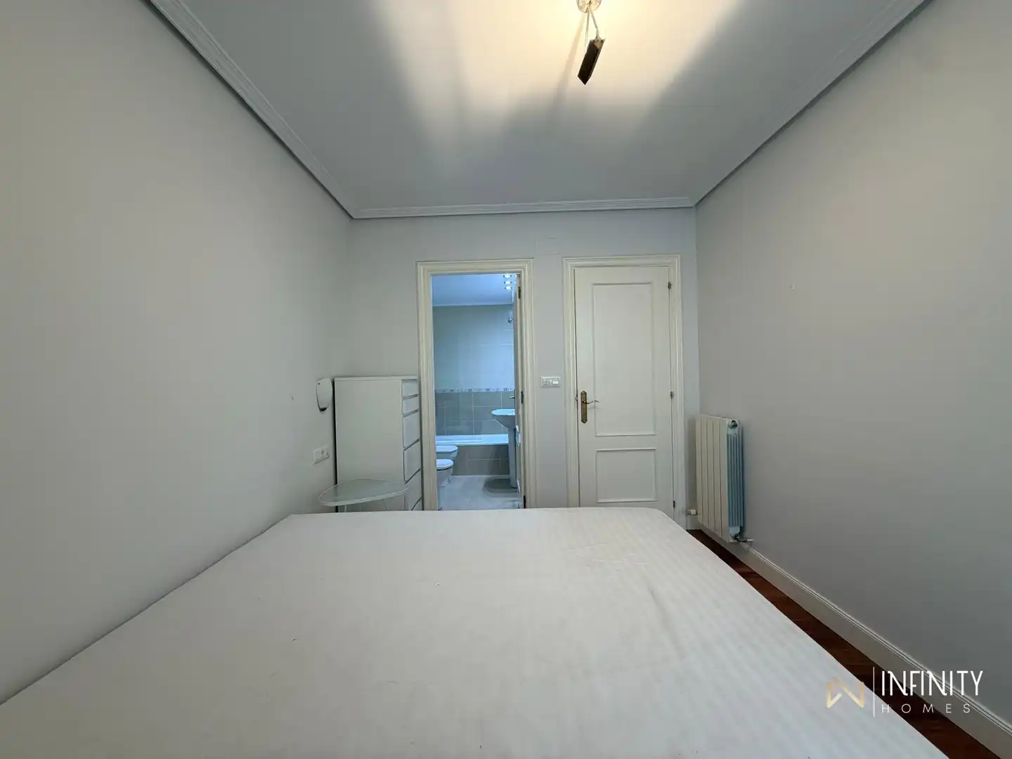 Dormitori de Pis de lloguer en Plentzia amb Calefacció