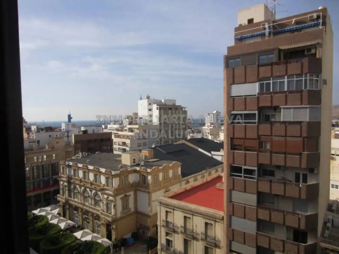 Vista exterior de Pis de lloguer en Almería amb Aire condicionat, Calefacció i Moblat