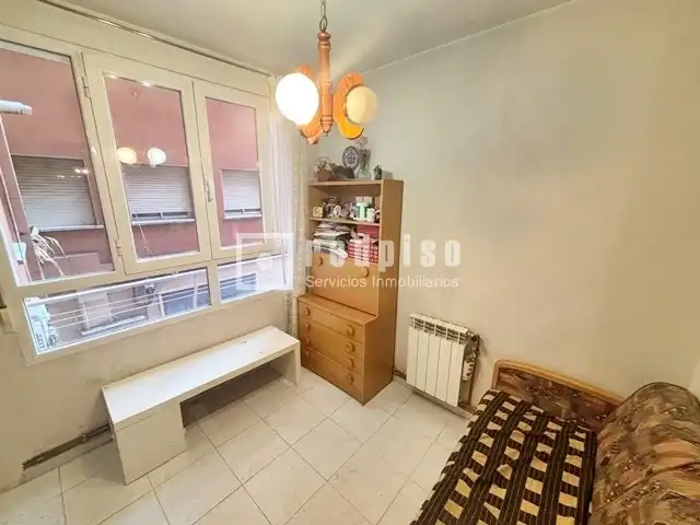 Habitación de Piso en venta en Guadalajara con Calefacción