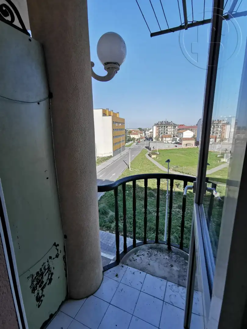 Apartments for rent in Calle de Roy García de Santander, 13, Alisal - San Román