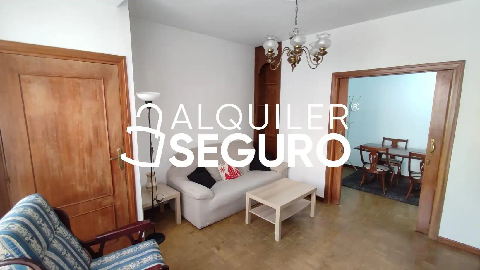 Sala d'estar de Pis de lloguer en Madrid amb Calefacció i Moblat
