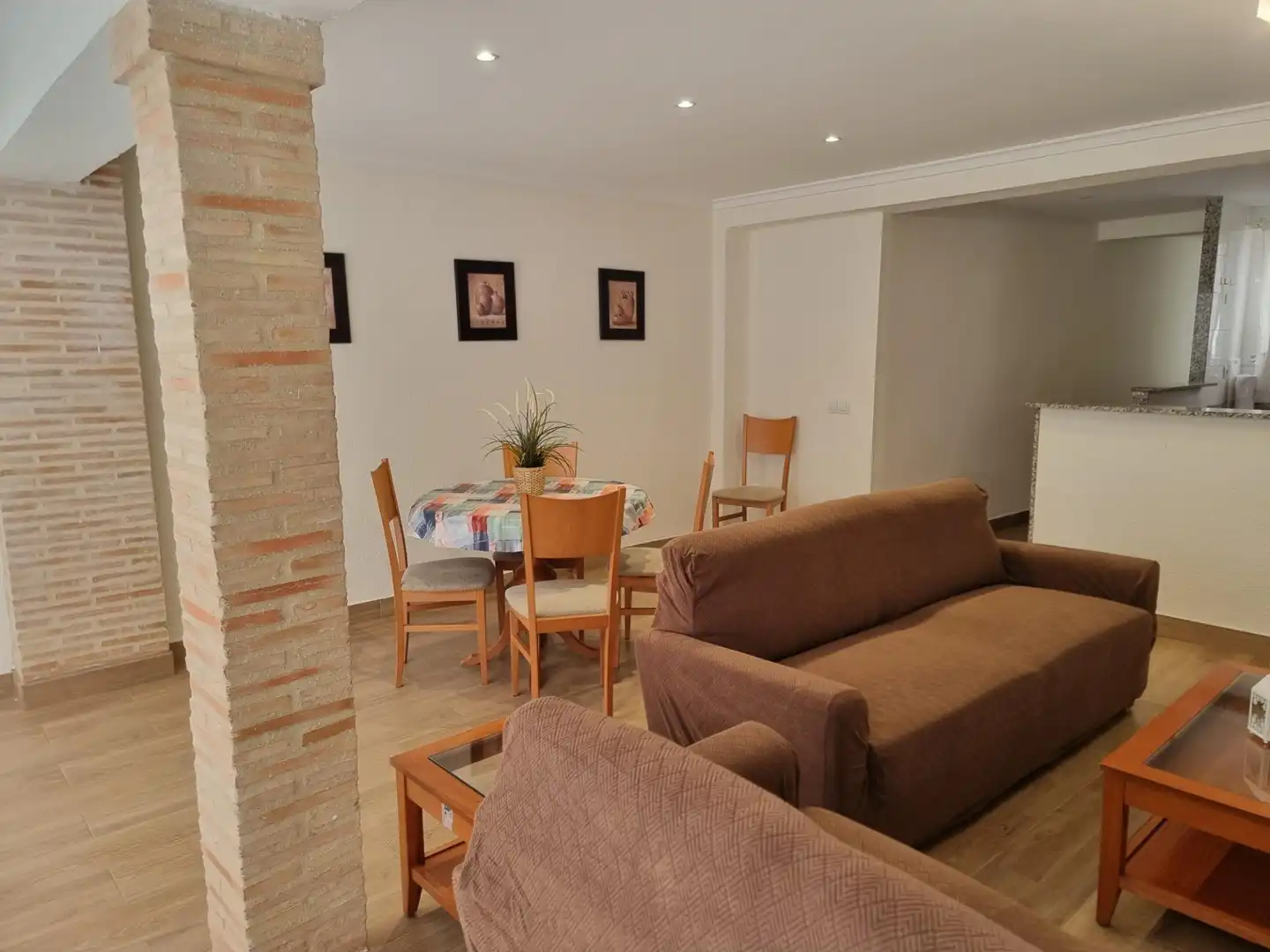 Piso de alquiler en Calle RUBEN VELA, En Corts - Doctor Waksman