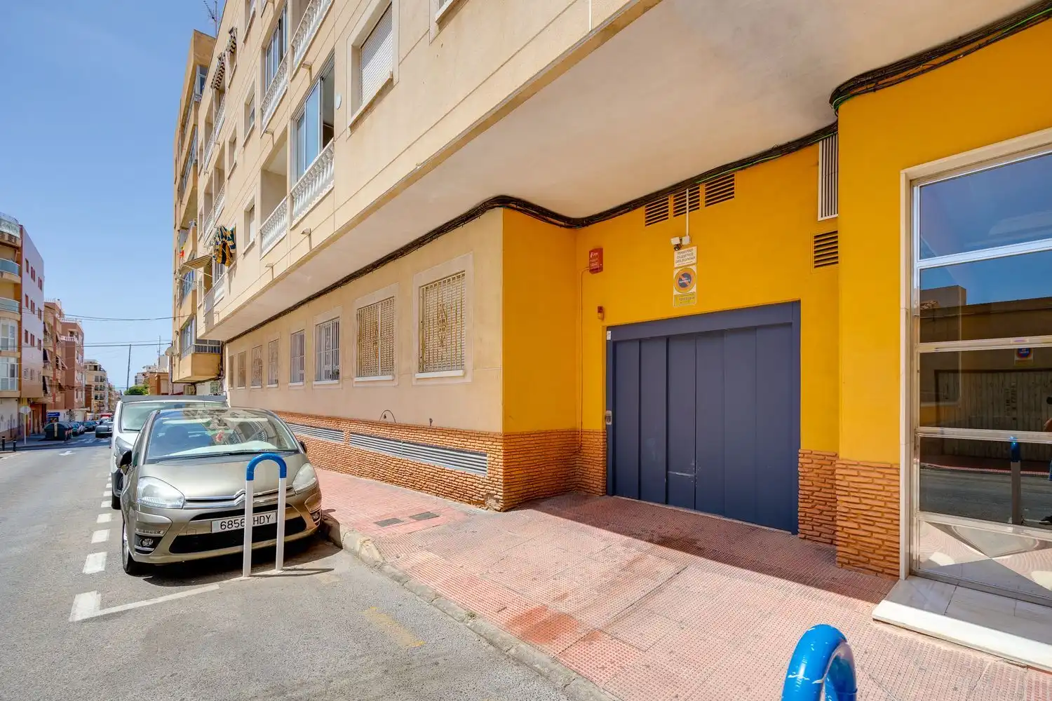 Vista exterior de Piso en venta en Torrevieja con Terraza y Amueblado