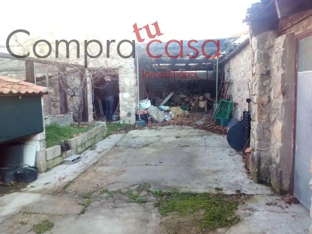 Local comercial en venda a Torrecaballeros, imagen 40