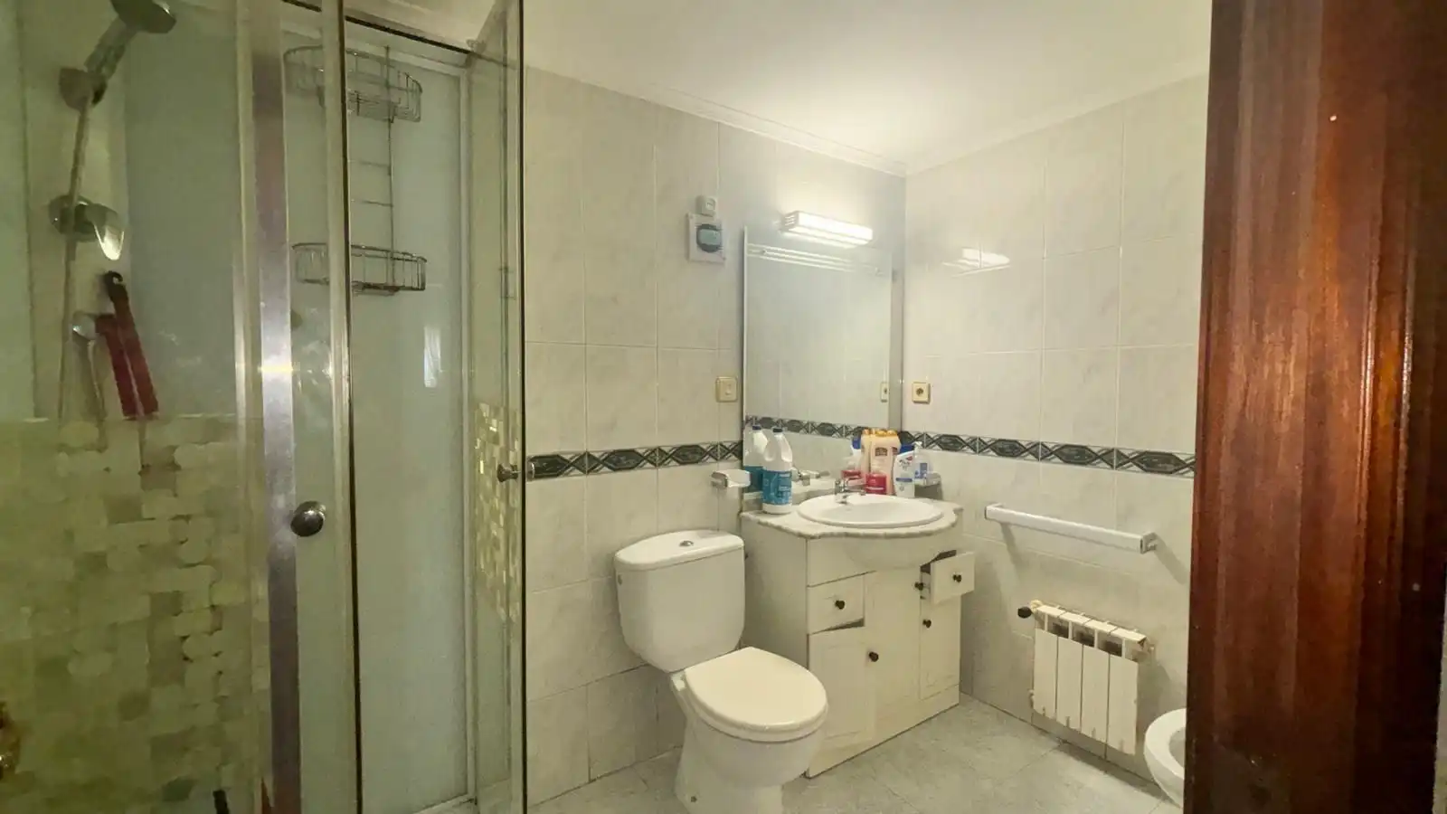 Bathroom of Flat for sale in Laudio / Llodio  with Heating and Terrace